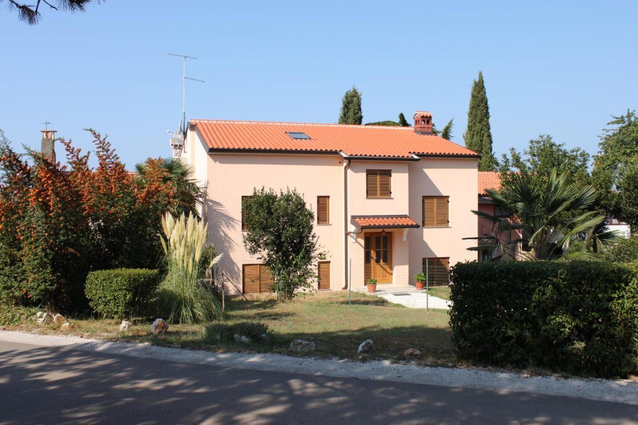 Apartments With A Parking Space Umag - 6995 Exterior photo