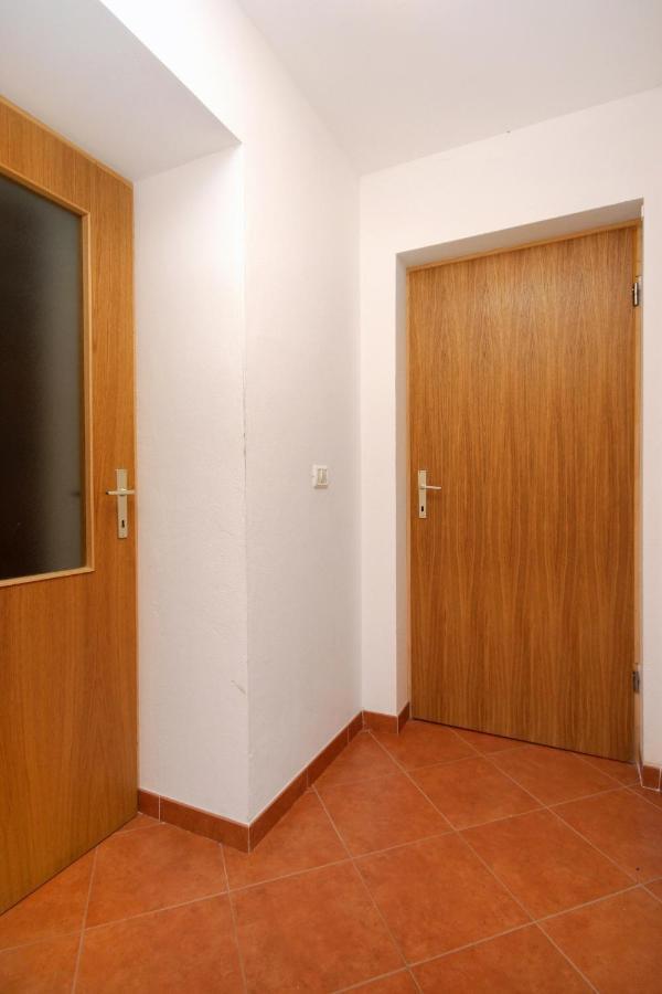 Apartments With A Parking Space Umag - 6995 Exterior photo